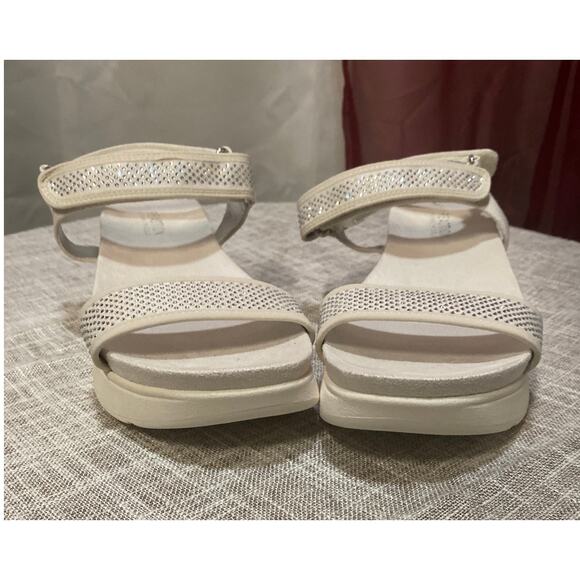 KENNETH COLE Reaction, Halsey Ankle Strap Platform Sandal, size 7 1/2 - Picture 6 of 7